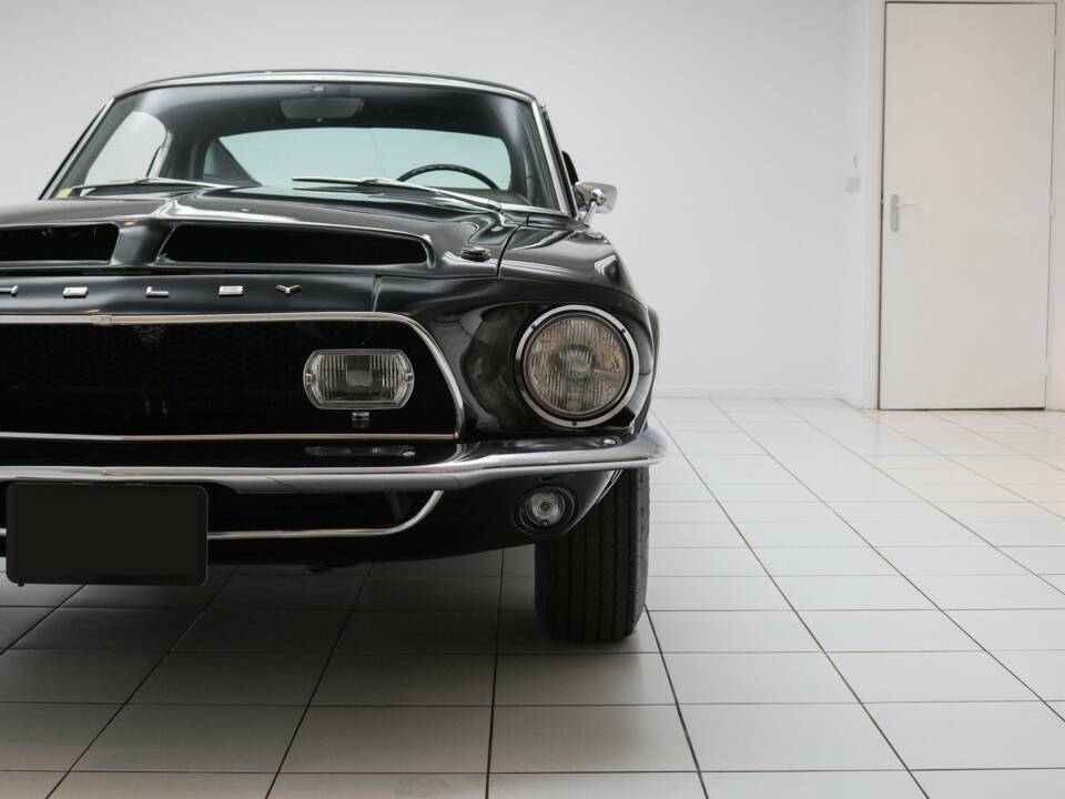 Image 4/33 of Ford Shelby GT 500 (1968)