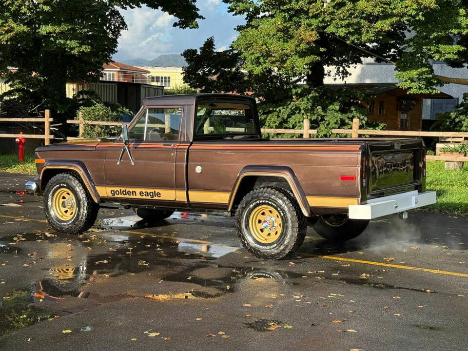 Imagen 7/8 de Jeep J 10 (1977)