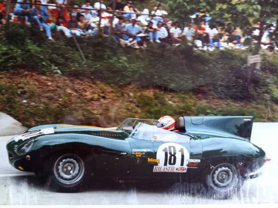 Ex-formula driver Clay Regazzoni drived this car in his winned hill-climb competition