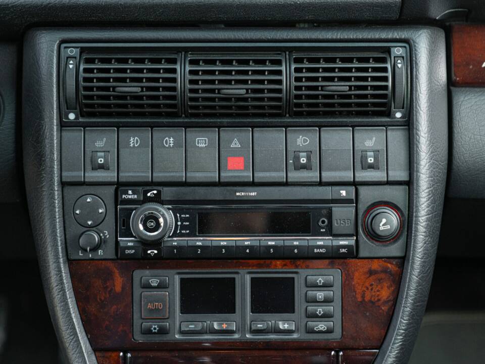 Bild 40/50 von Audi A6 Avant 2.0 quattro (1995)