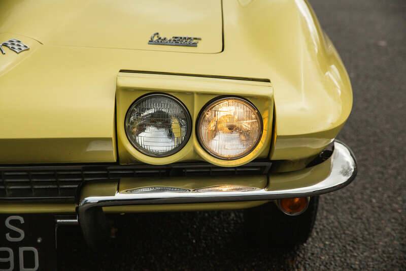 Bild 47/50 von Chevrolet Corvette Sting Ray Convertible (1966)