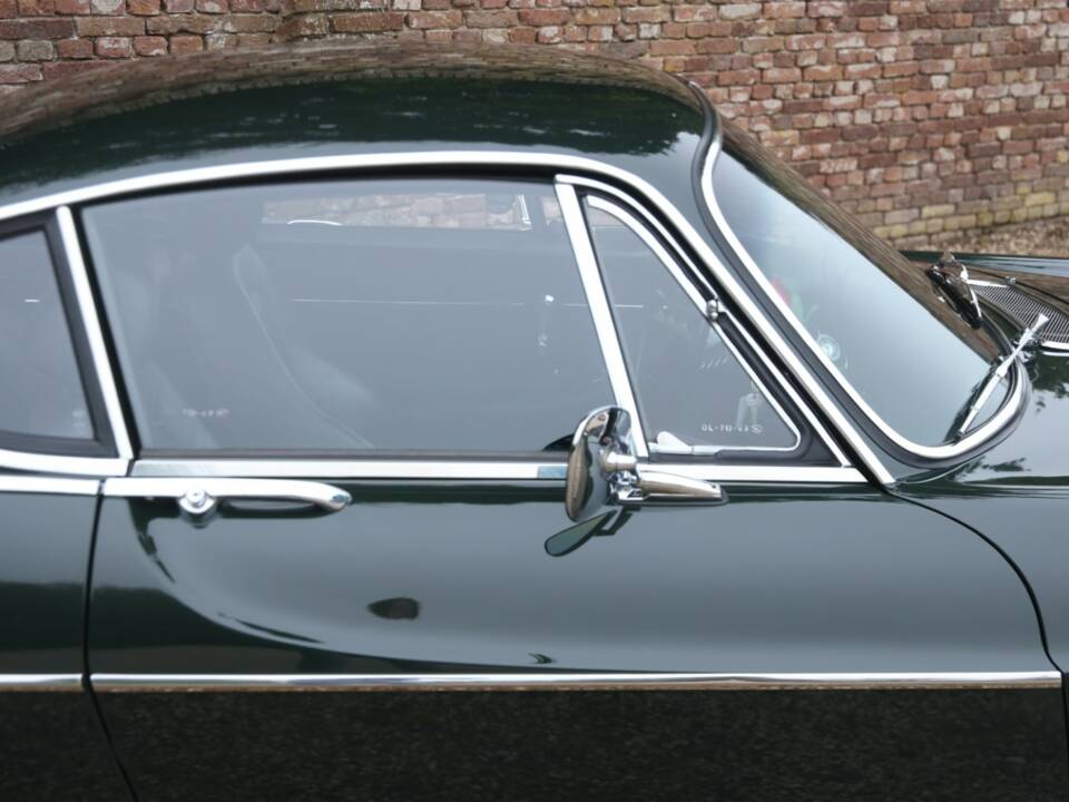 Image 49/50 of Volvo 1800 S (1968)