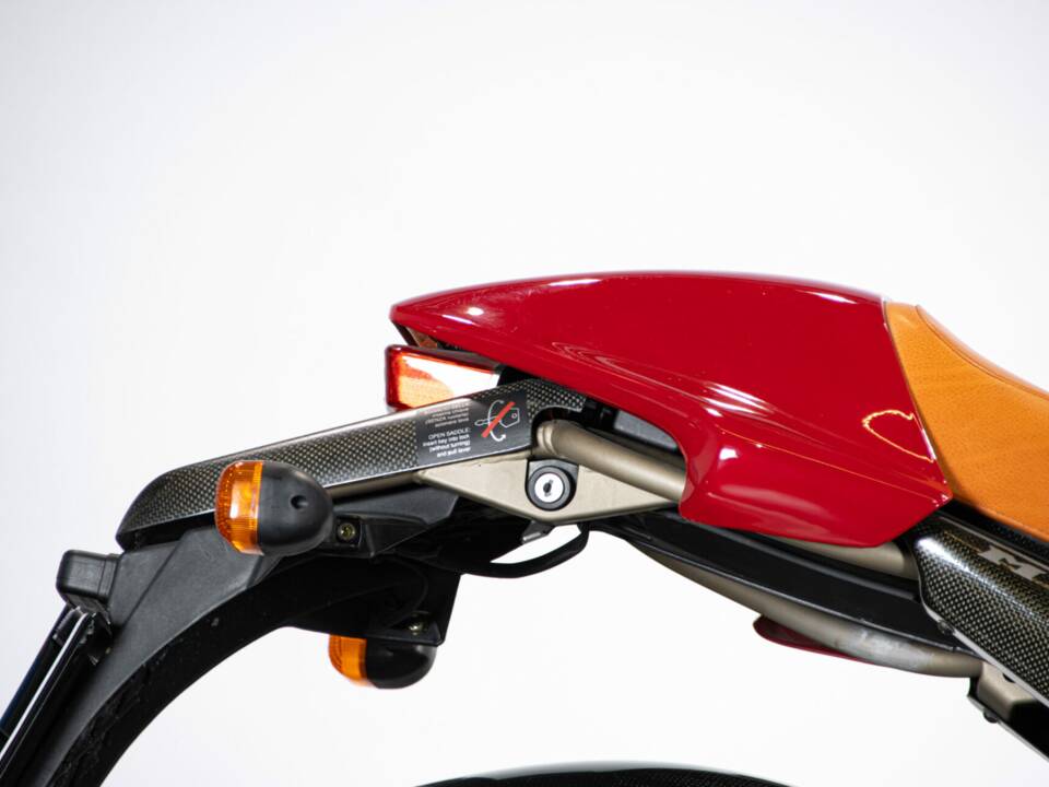 Imagen 34/50 de Ducati Monster 900 (1996)