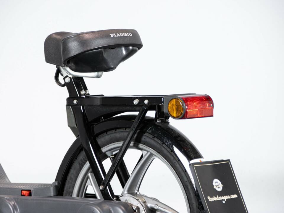 Bild 11/49 von Piaggio DUMMY (2002)