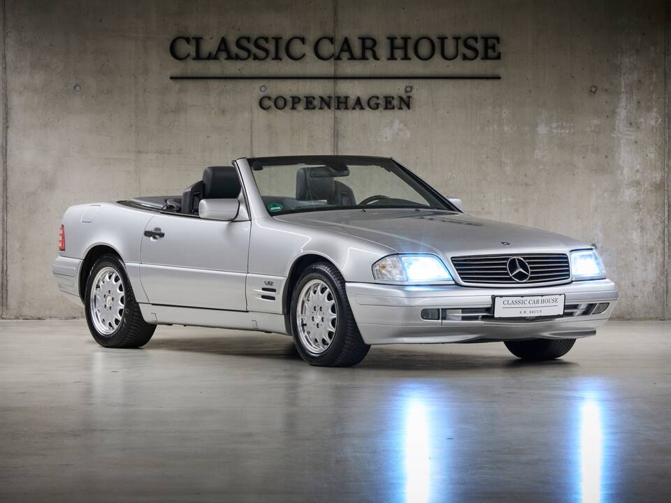 Immagine 13/95 di Mercedes-Benz SL 600 (1998)