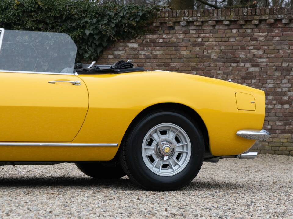 Image 29/50 of FIAT Dino Spider (1968)