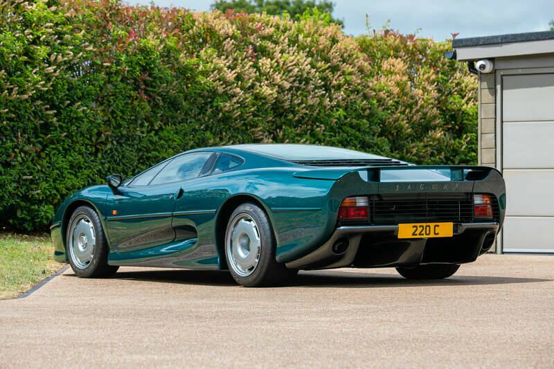Bild 4/50 von Jaguar XJ 220 (1994)