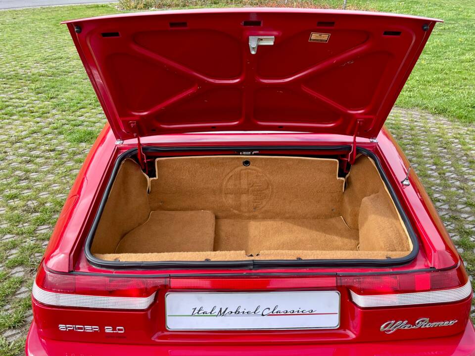 Bild 20/23 von Alfa Romeo 2.0 Spider (1991)