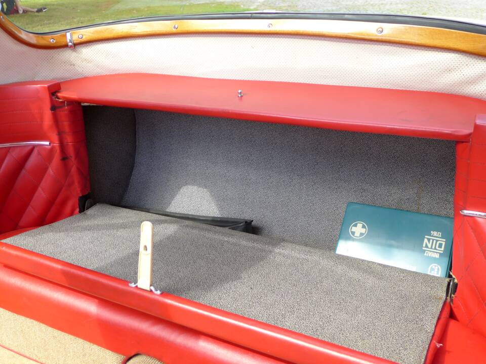 Afbeelding 11/14 van Borgward Isabella Coupe (1961)