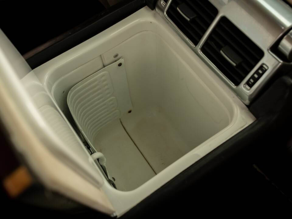 Image 12/50 of Land Rover Range Rover 4.4 TDV8 Vogue SE (2012)