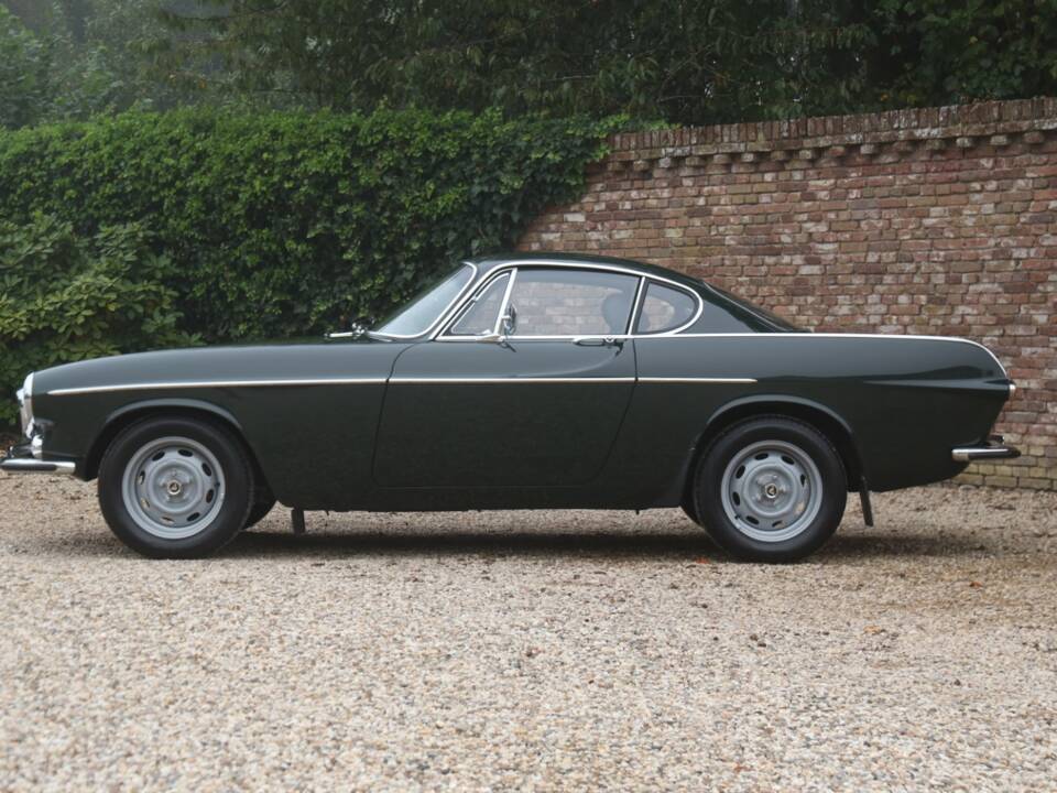 Image 31/50 of Volvo 1800 S (1968)