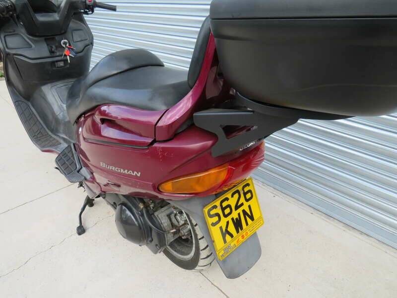 Bild 32/32 von Suzuki Burgman AN 250 (1998)
