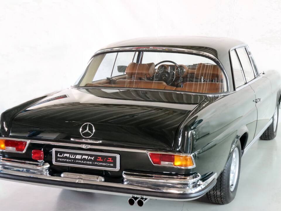 Image 5/99 of Mercedes-Benz 280 SE 3,5 (1971)