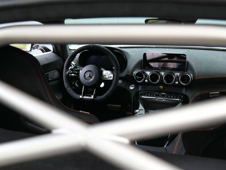 Immagine 58/64 di Mercedes-AMG GT Black Series (2022)