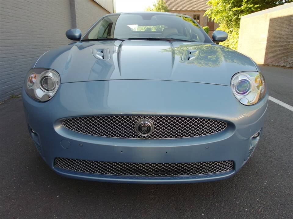 Bild 8/100 von Jaguar XKR (2008)