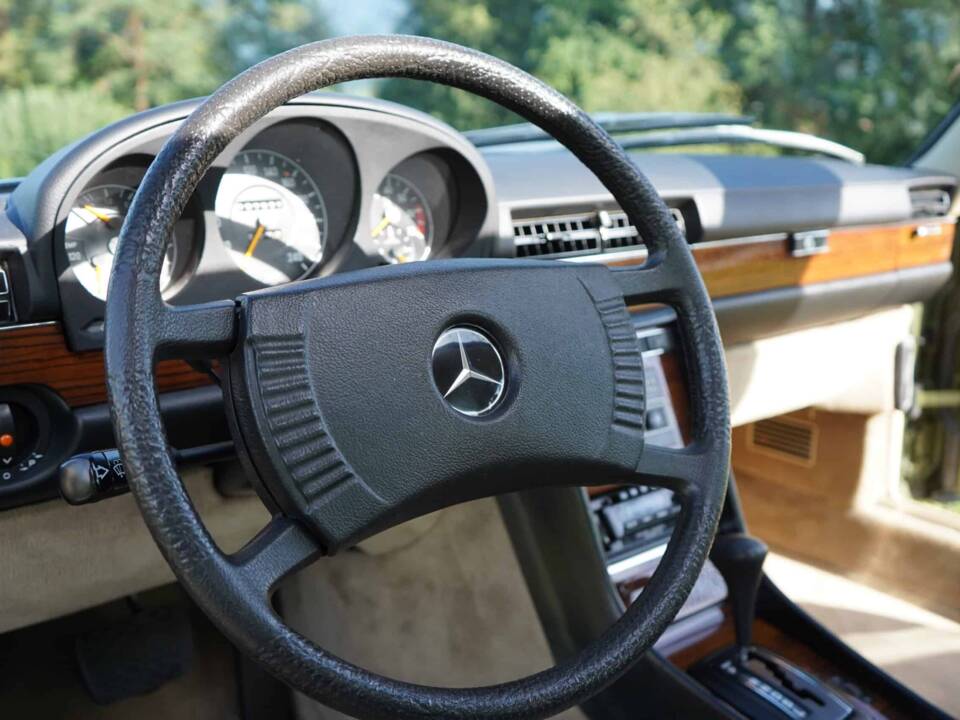 Afbeelding 7/28 van Mercedes-Benz 450 SEL (1979)