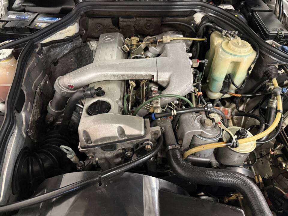 Bild 6/20 von Mercedes-Benz 250 D Turbo (1991)