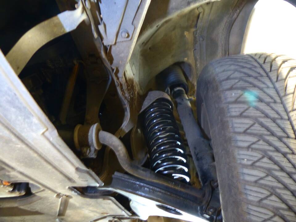 Afbeelding 34/63 van Mercedes-Benz 230 CE (1988)