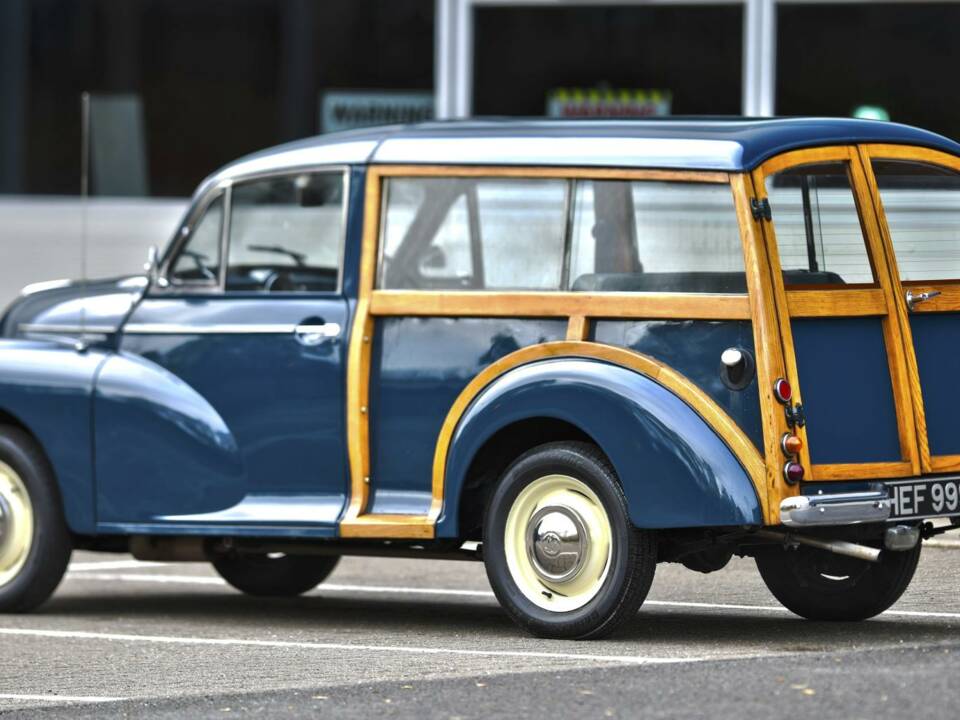 Image 7/50 of Morris Minor 1000 Traveller (1969)