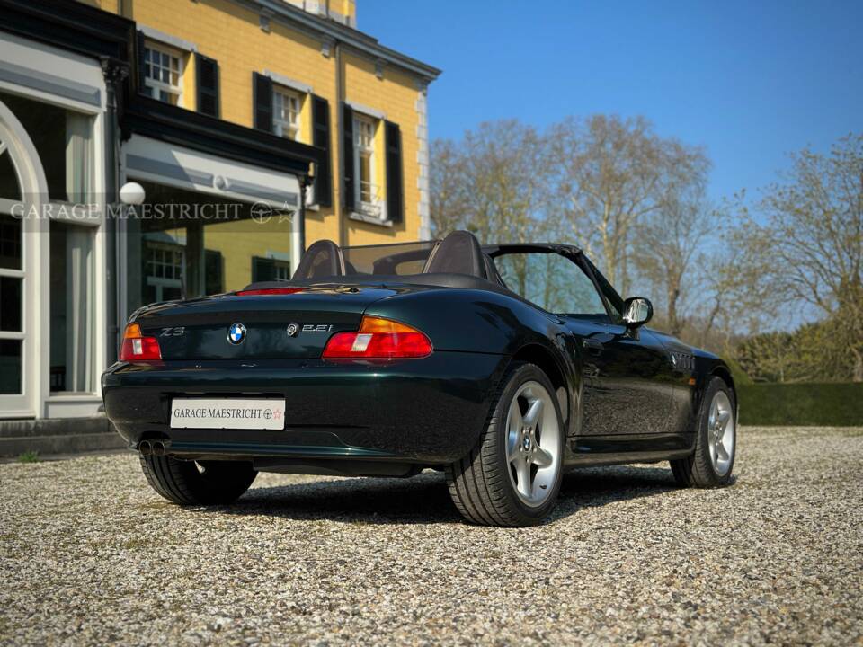Immagine 15/93 di BMW Z3 2.2i (2002)