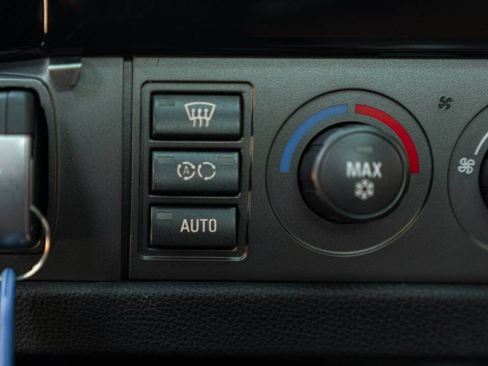 Image 46/50 de BMW 745Li (2001)