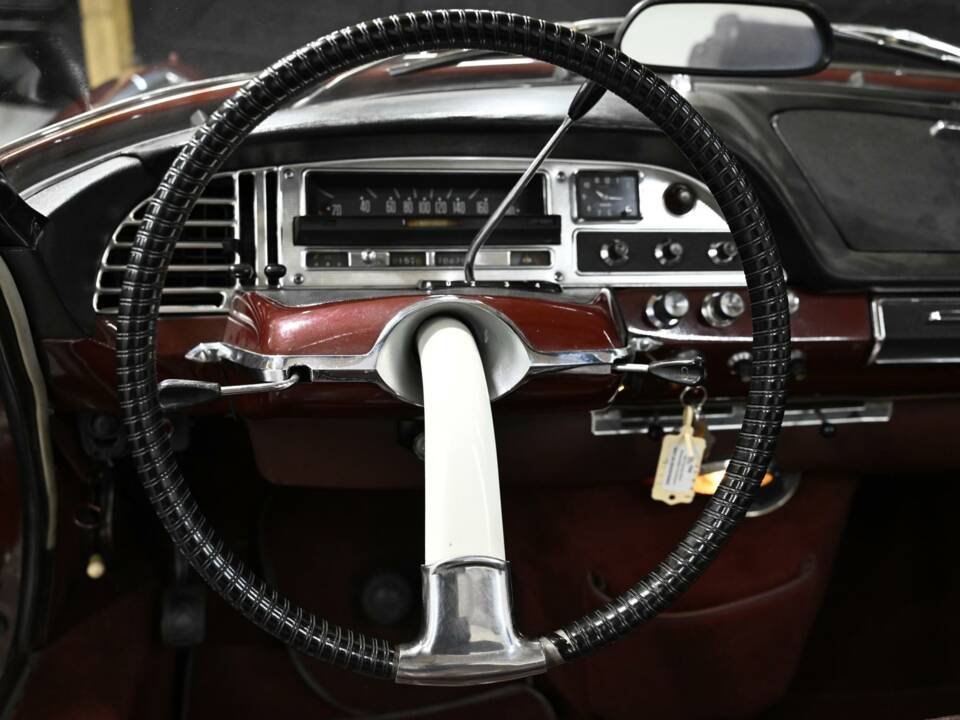 Imagen 43/50 de Citroën DS 19 Chapron (1961)