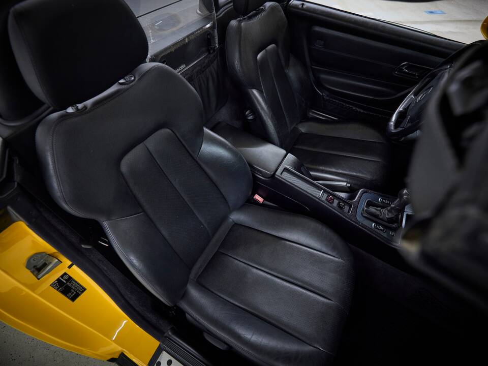 Image 68/100 de Mercedes-Benz SLK 230 Kompressor (1999)