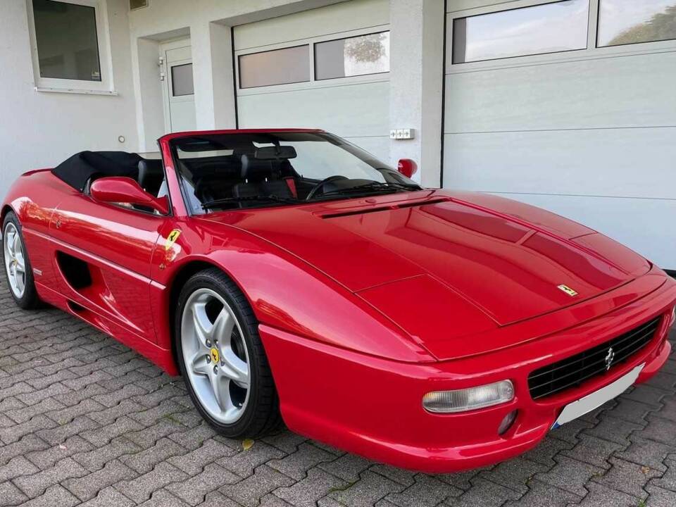 Image 6/17 of Ferrari F 355 Spider (1995)