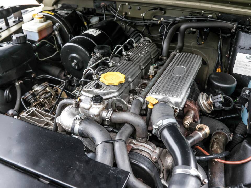 Bild 5/41 von Land Rover Defender 90 Td5 (1998)