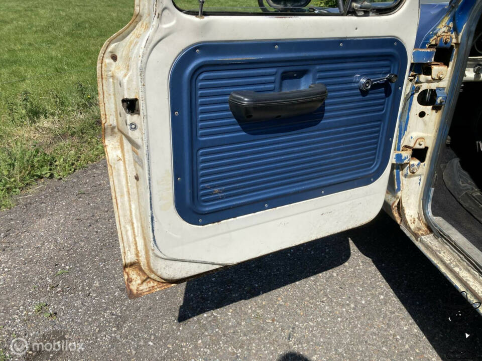 Image 19/27 of Ford F-350 (1971)