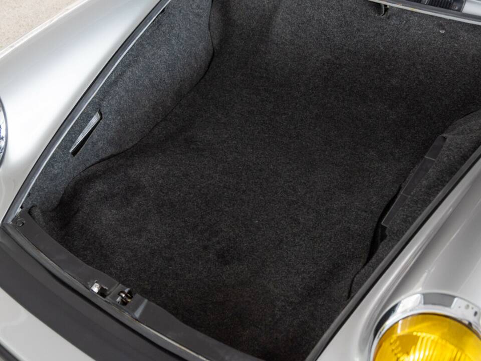 Image 46/50 de Porsche 911 Carrera 2.7 (US) (1974)