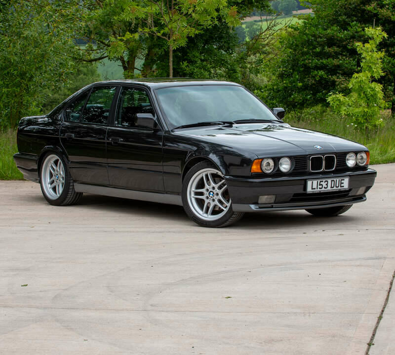 Bild 38/50 von BMW M5 (1994)