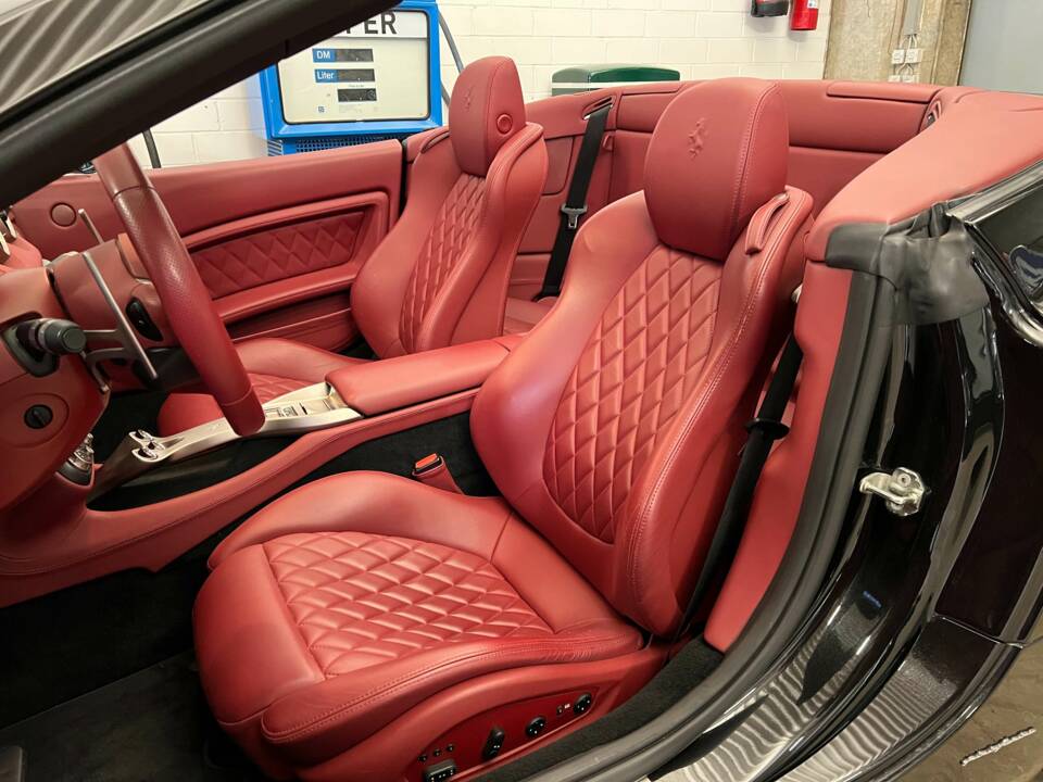 Afbeelding 8/19 van Ferrari California (2010)