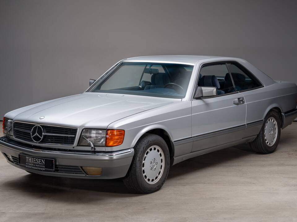 Bild 1/35 von Mercedes-Benz 560 SEC (1988)