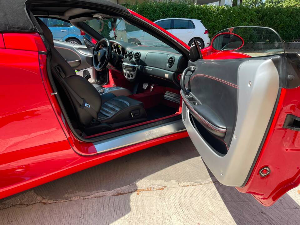 Image 24/41 of Ferrari 360 Spider (2003)