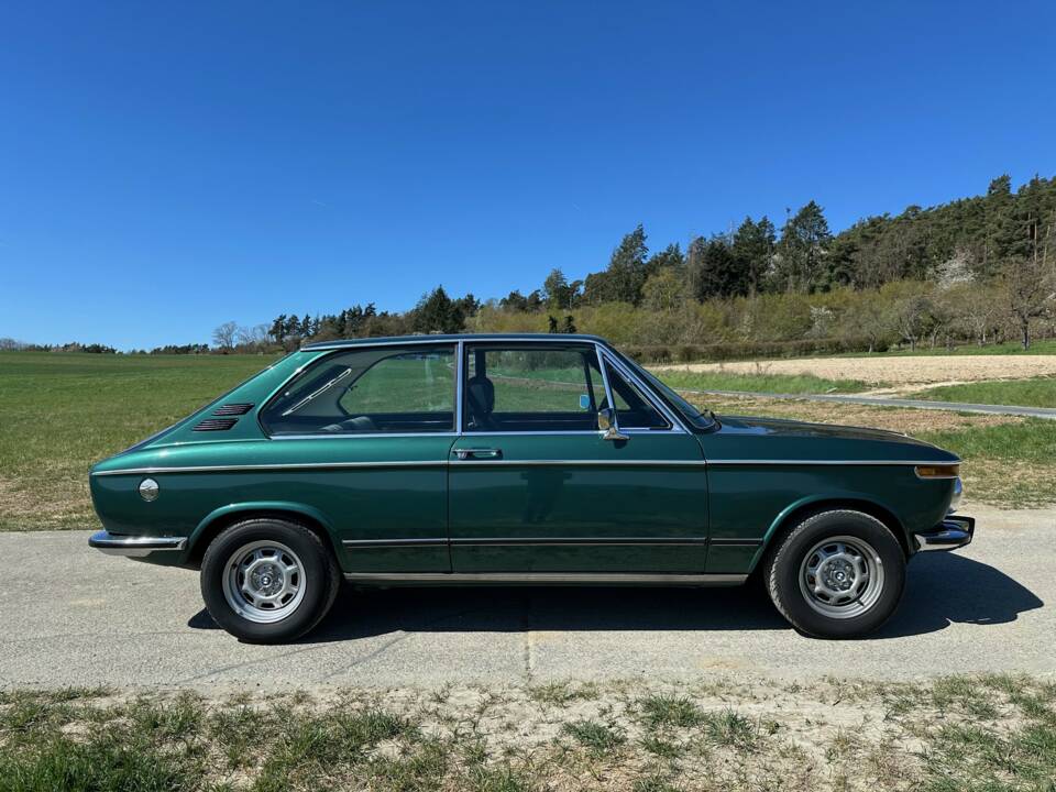 Bild 8/25 von BMW 2000 tii (1972)
