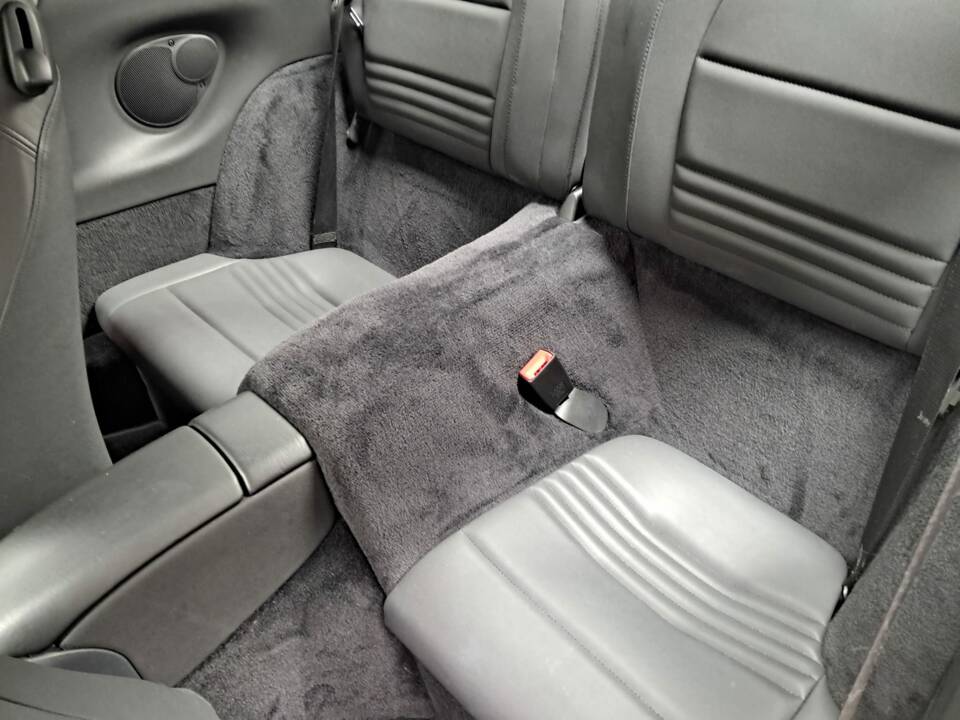 Immagine 3/33 di Porsche 911 Carrera (1996)