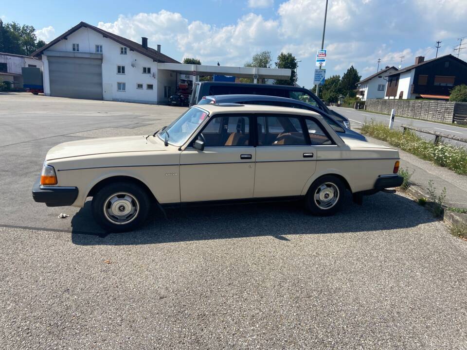 Bild 7/54 von Volvo 240 Diesel (1982)