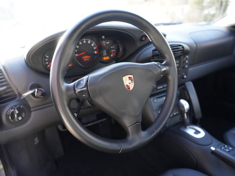 Immagine 2/18 di Porsche 911 Turbo (2001)