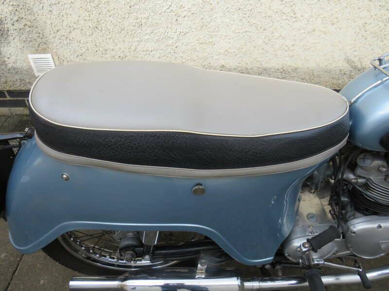 Bild 17/40 von Triumph DUMMY (1960)