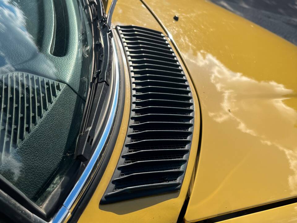 Image 62/139 of Mercedes-Benz 240 D (1978)