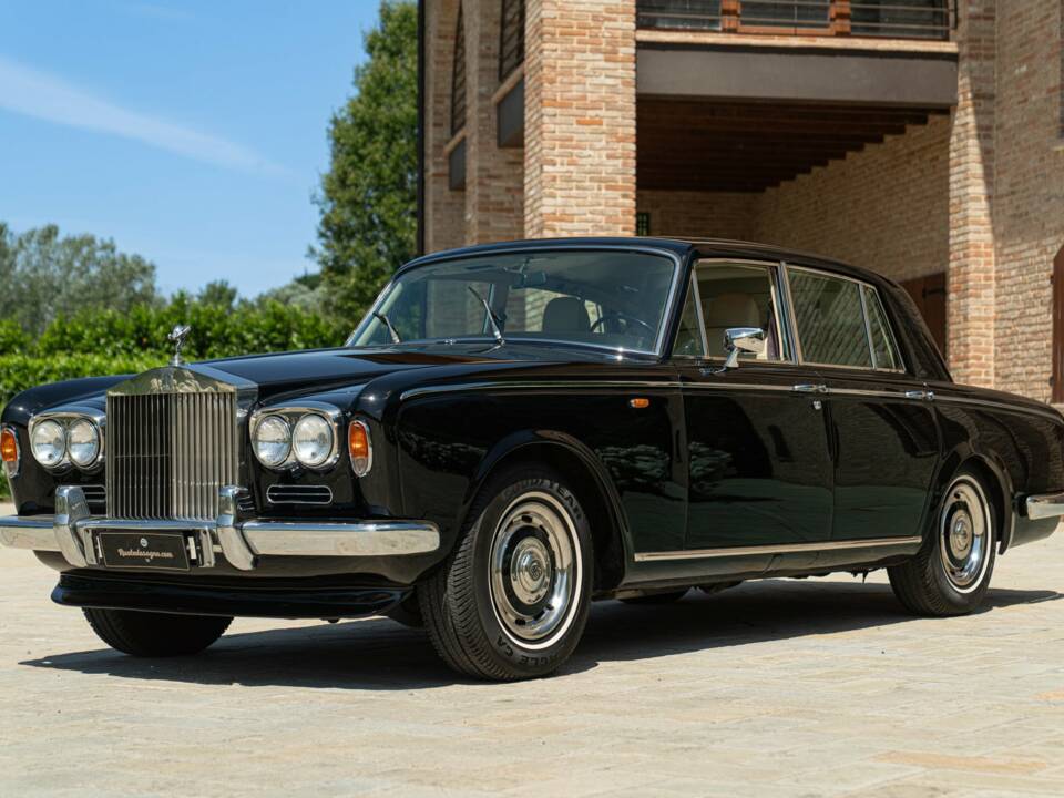 Bild 1/50 von Rolls-Royce Silver Shadow I (1972)
