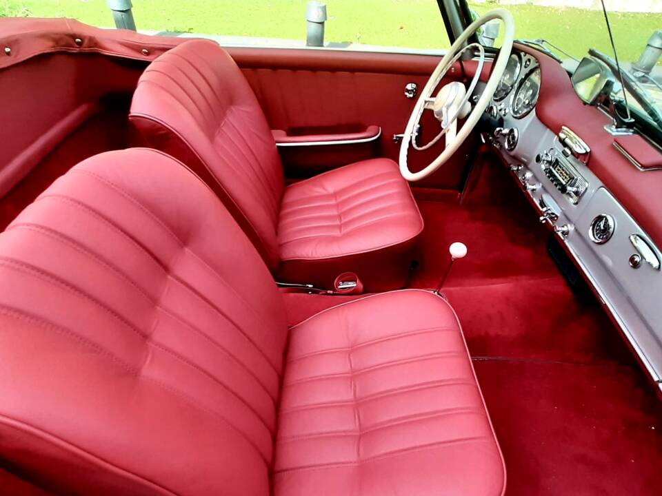 Bild 13/13 von Mercedes-Benz 190 SL (1957)