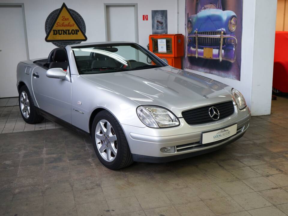 Image 4/40 of Mercedes-Benz SLK 230 Kompressor (1999)