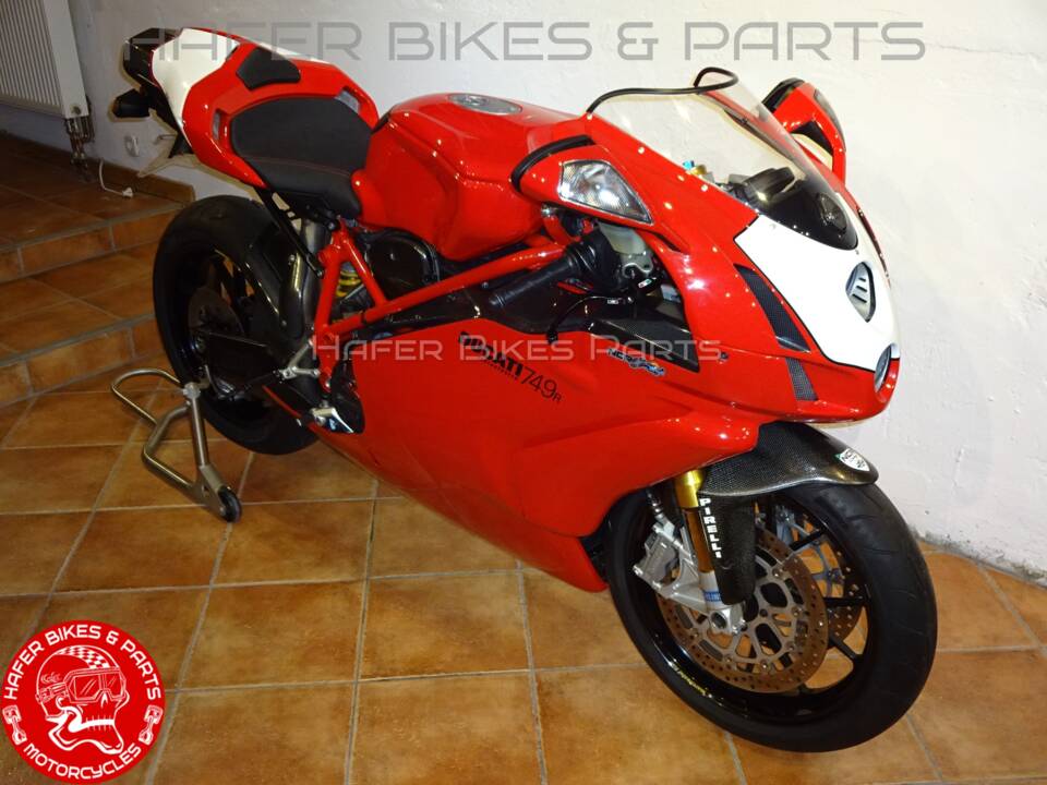 Bild 3/24 von Ducati DUMMY (2004)