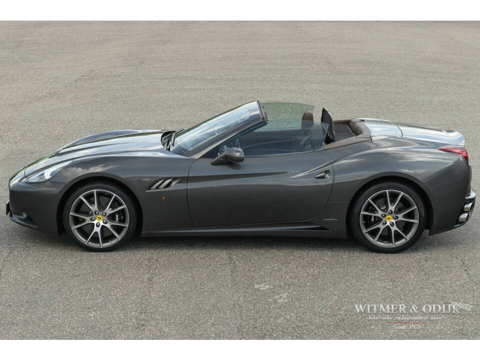 Obraz 2/39 pojazdu Ferrari California (2009)