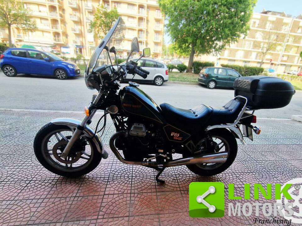 Image 2/10 of Moto Guzzi DUMMY (1990)
