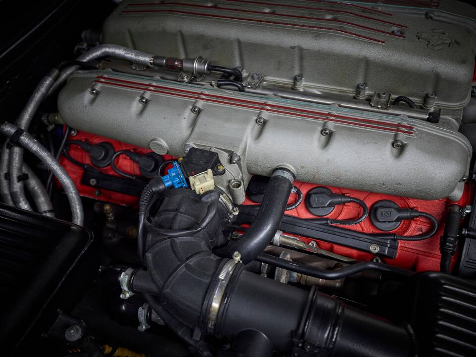 Bild 78/98 von Ferrari 550 Maranello (1998)