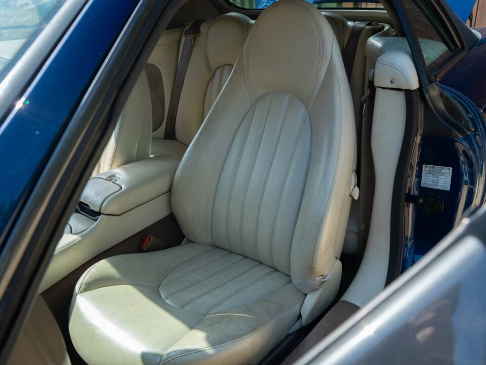Imagen 26/50 de Jaguar XKR (2000)
