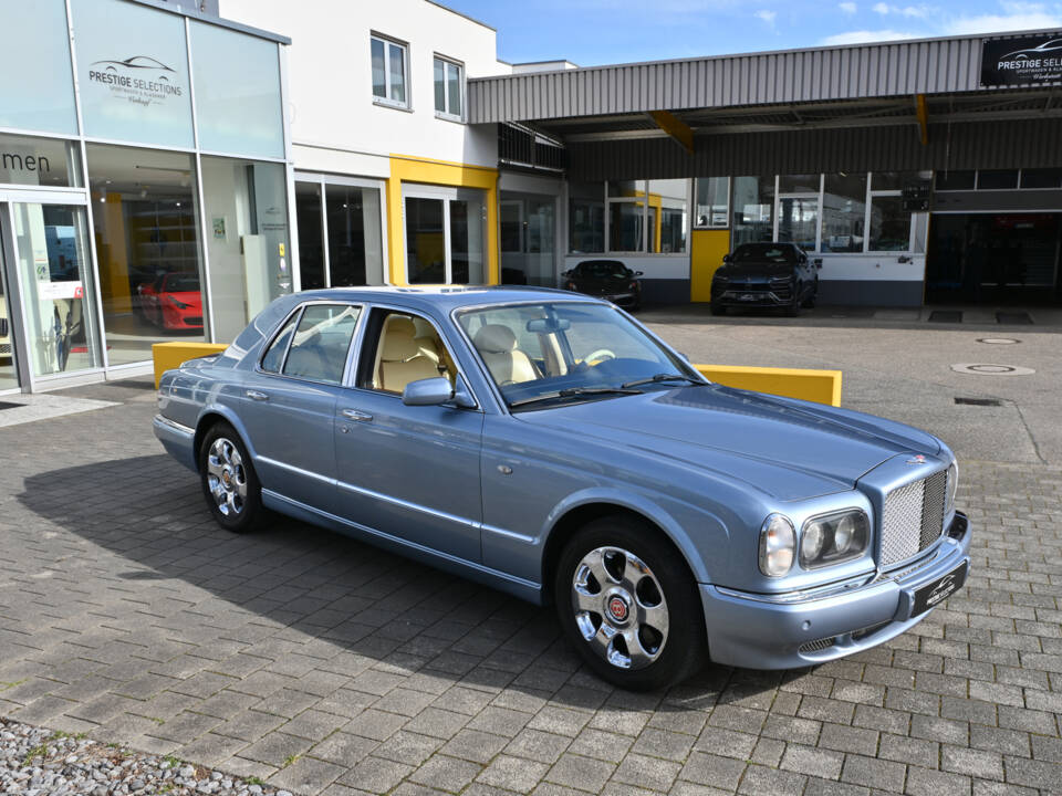 Image 15/29 of Bentley Arnage Le Mans (2001)